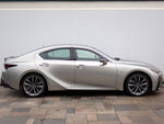 LEXUS IS300h
