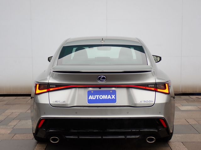LEXUS IS300h