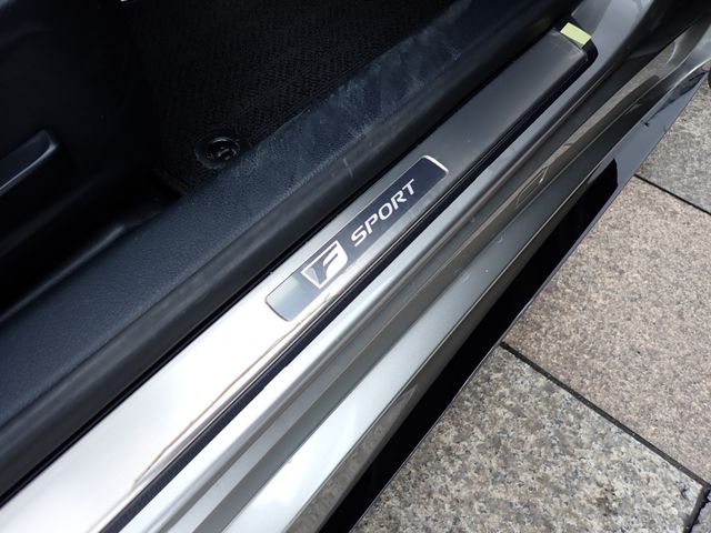 LEXUS IS300h