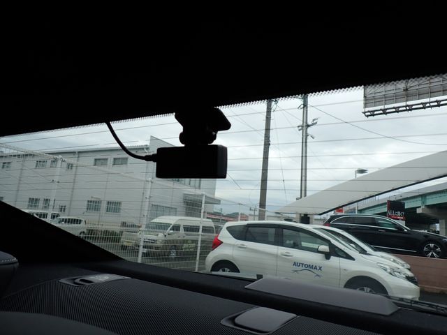 LEXUS IS300h