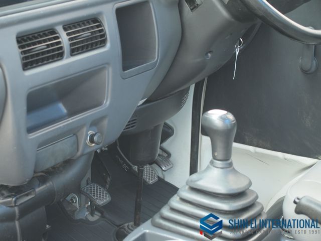 SAMBAR truck 4WD