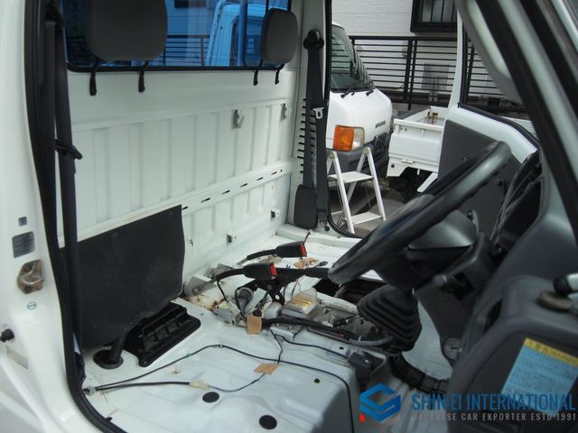 SAMBAR truck 4WD