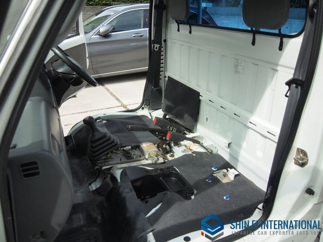 SAMBAR truck 4WD