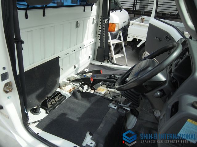 SAMBAR truck 4WD