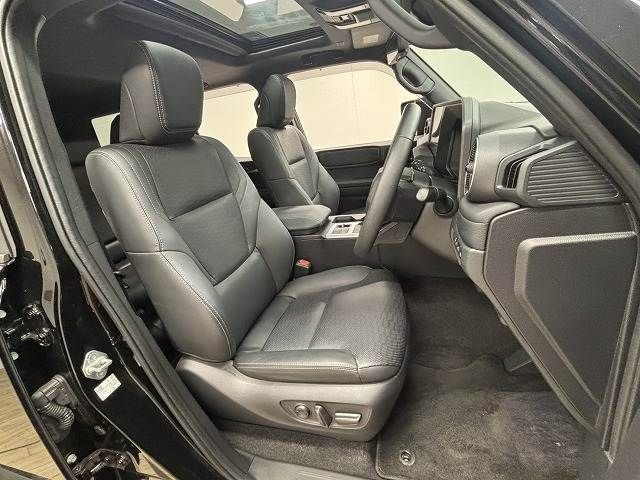 LANDCRUISER 250