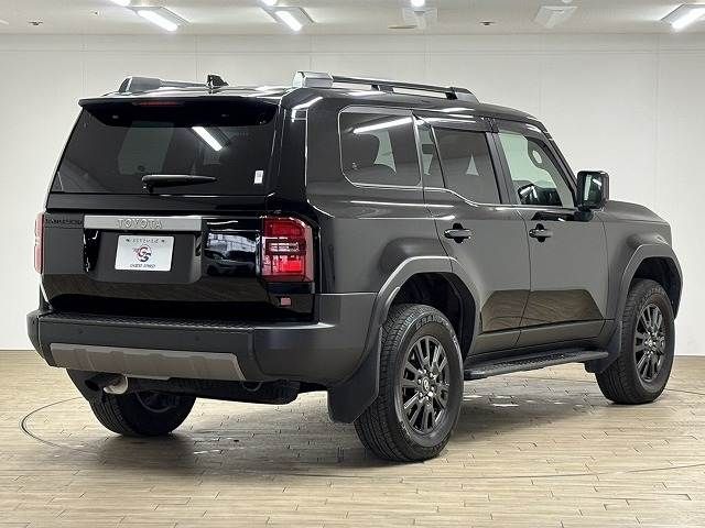 LANDCRUISER 250