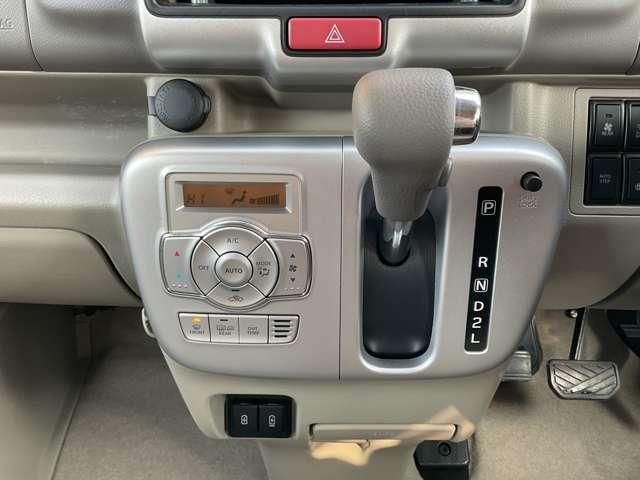 NV100 CLIPPER RIO 4WD