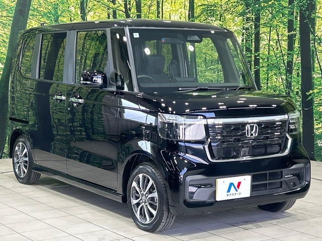 N BOX CUSTOM