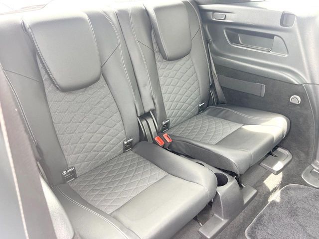 MERCEDES BENZ GLB