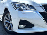 CROWN sedan hybrid