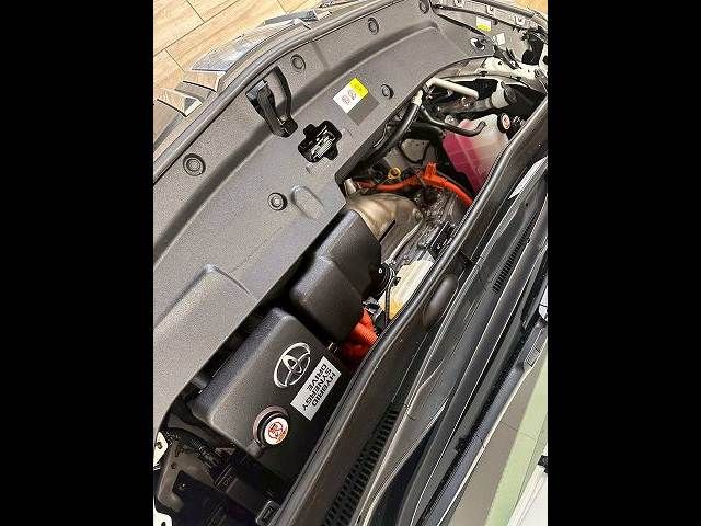 ALPHARD hybrid 4WD