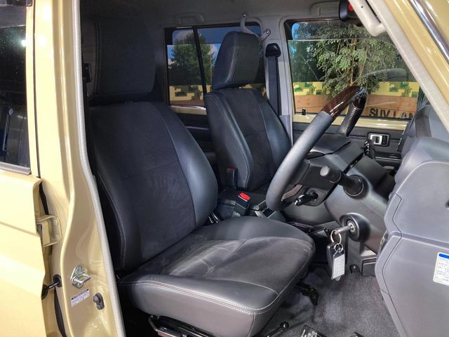 LANDCRUISER 70