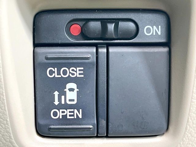 N BOX