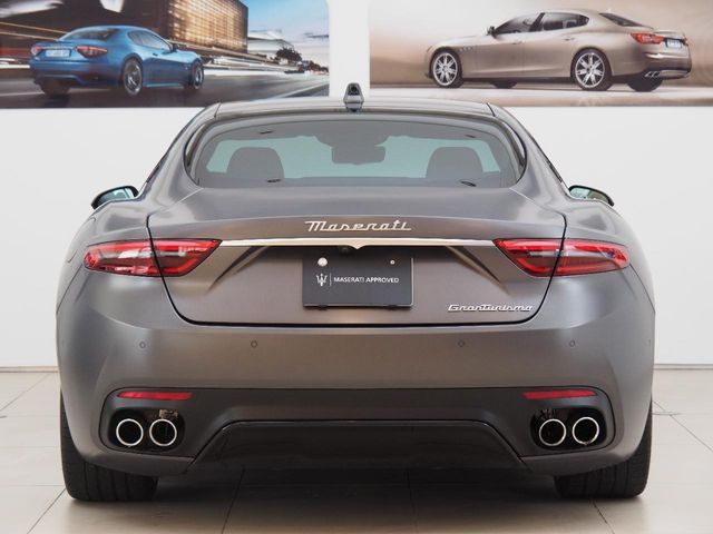MASERATI GRANTURISMO