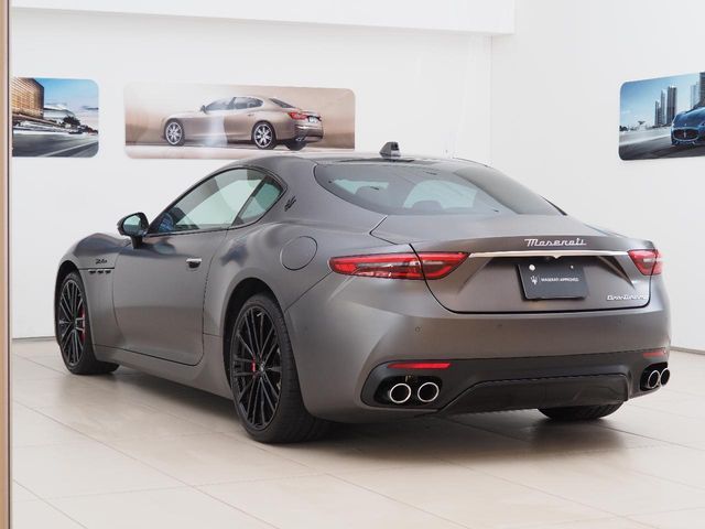 MASERATI GRANTURISMO