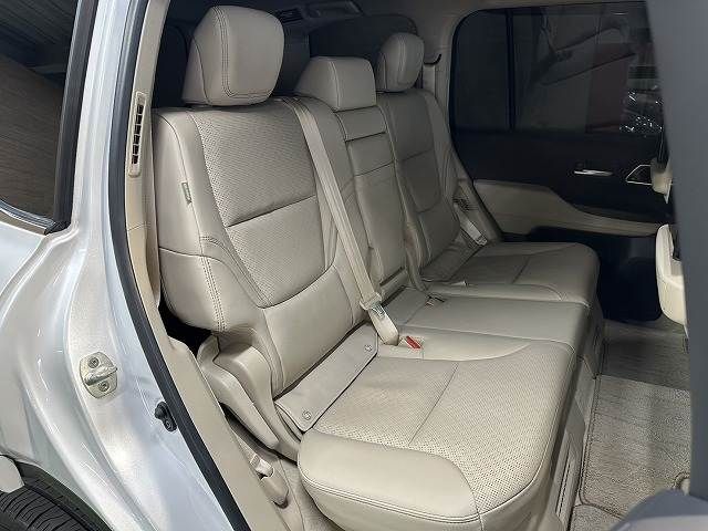 LANDCRUISER wagon