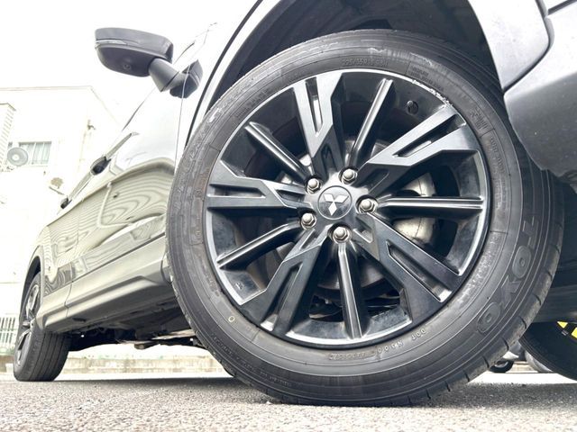 ECLIPSE CROSS 4WD