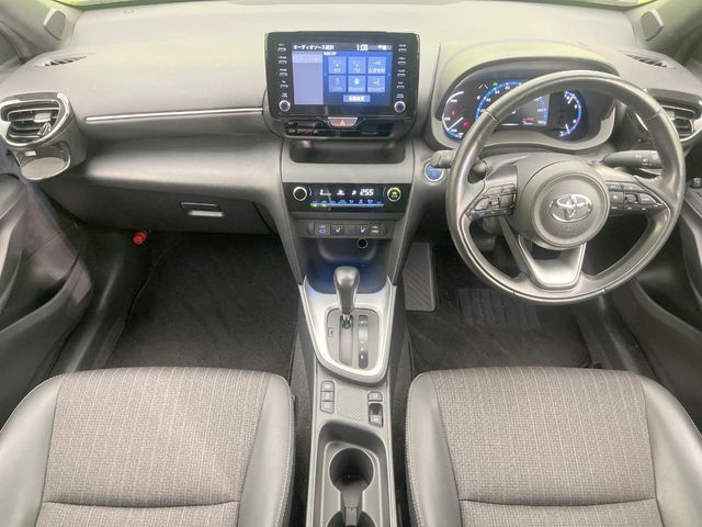 YARIS CROSS HYBRID