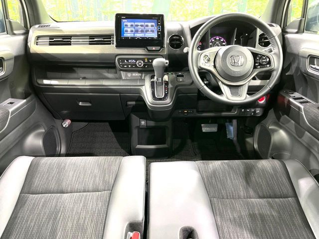 N-WGN CUSTOM 4WD