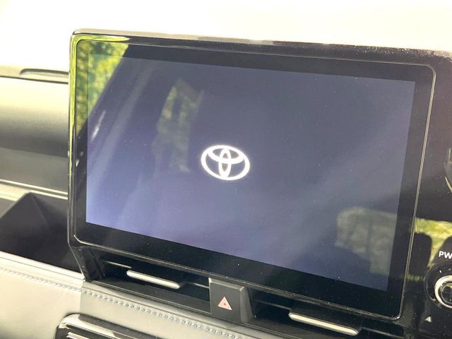 VOXY HYBRID 4WD