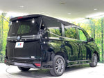 VOXY HYBRID 4WD