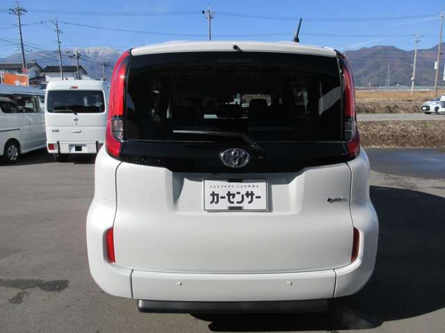 SIENTA HYBRID