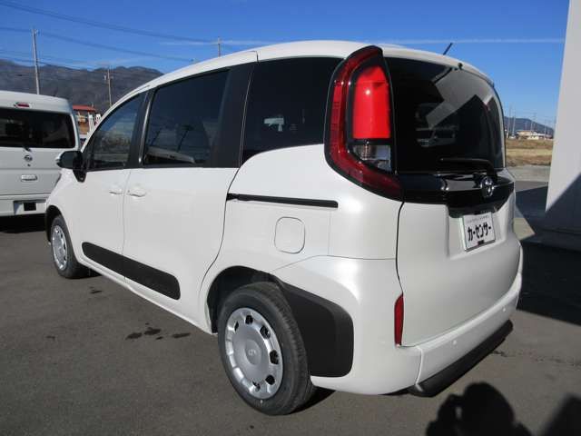 SIENTA HYBRID