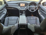 CROWN sedan hybrid