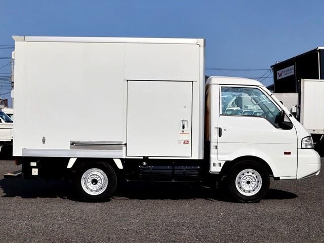 BONGO truck 2WD