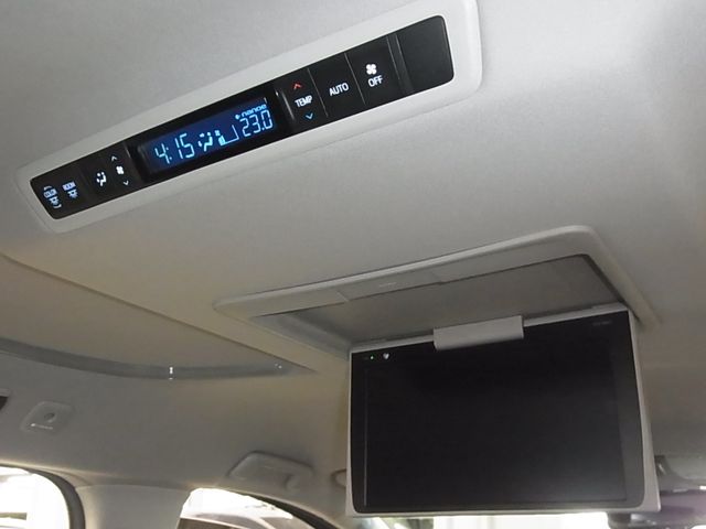 ALPHARD hybrid 4WD
