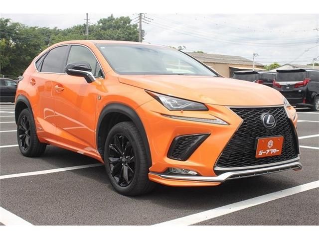 LEXUS NX300h