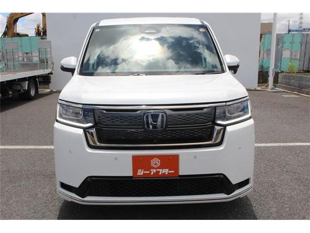 STEPWAGON e:HEV SPADA