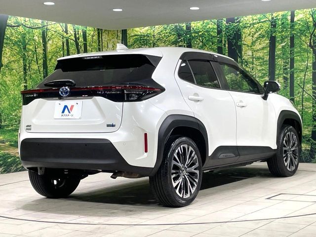 YARIS CROSS HYBRID
