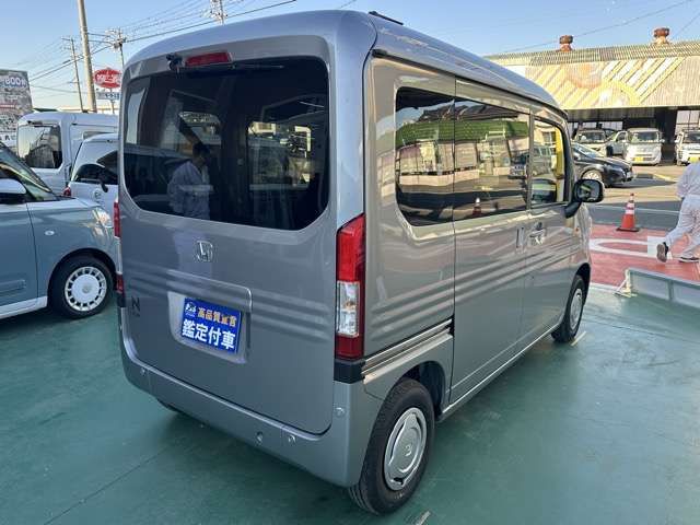 N-VAN