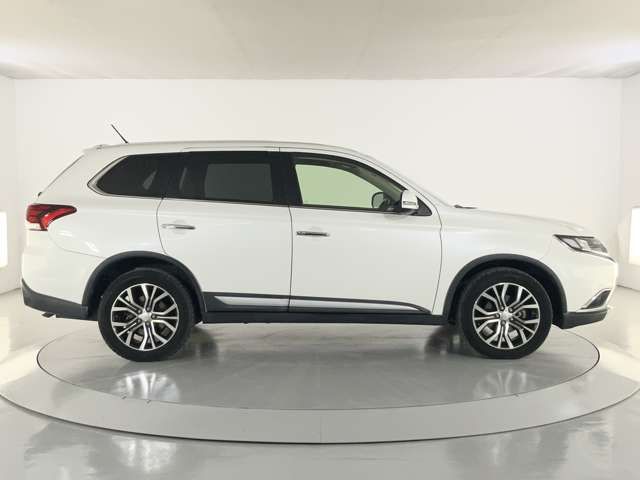 OUTLANDER 4WD