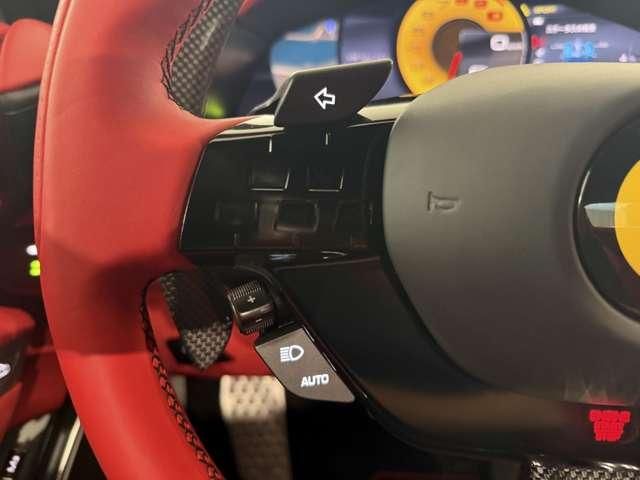 FERRARI Roma Spider