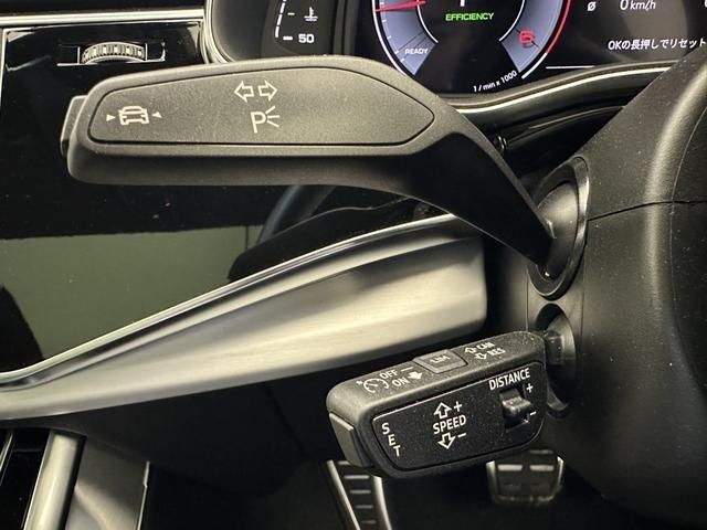 AUDI  Q7