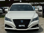 CROWN sedan hybrid