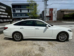 CROWN sedan hybrid