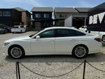 CROWN sedan hybrid