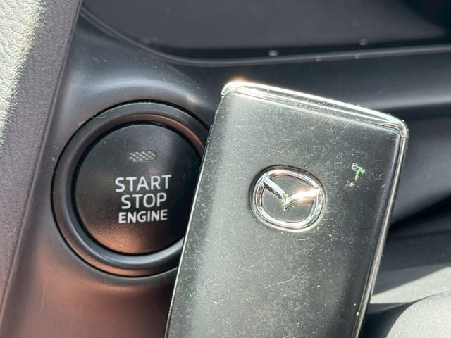MAZDA2