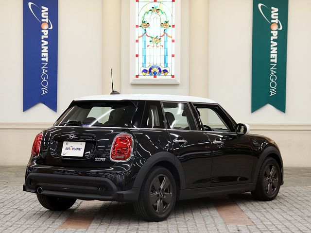 MINI COOPER 5DOOR