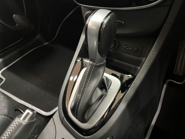 RENAULT LUTECIA