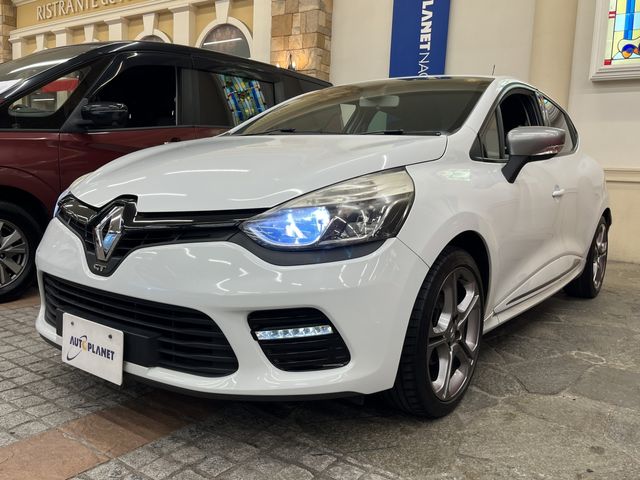 RENAULT LUTECIA