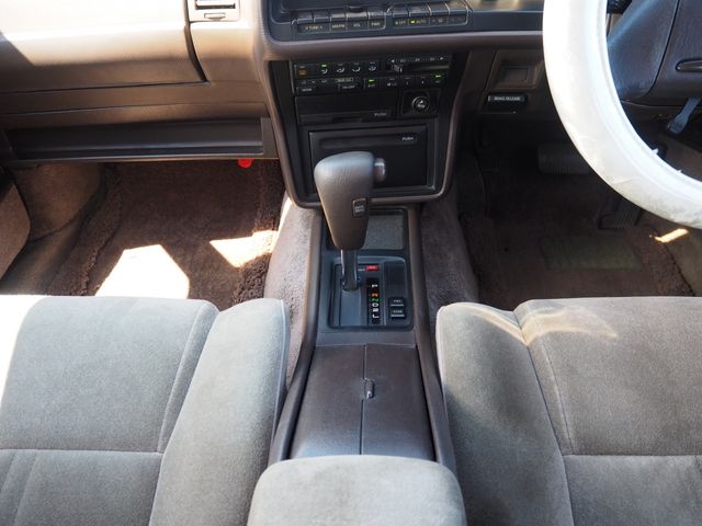 CROWN sedan