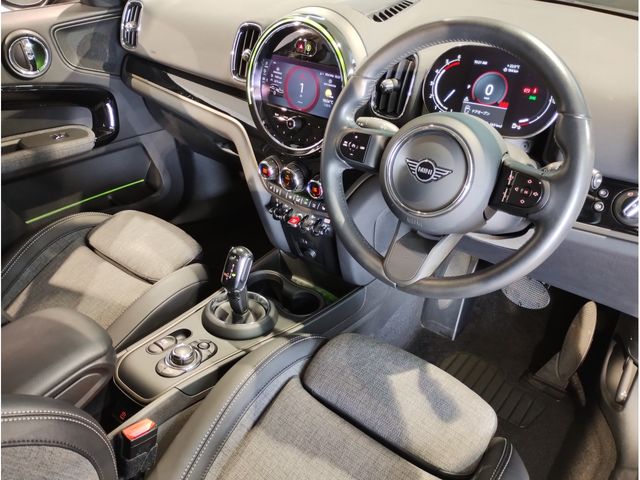 MINI COOPER D CROSSOVER
