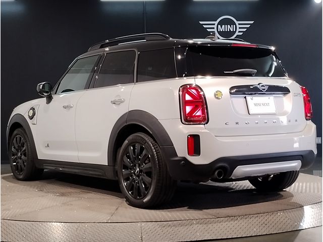 MINI COOPER S E CROSSOVER