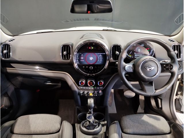 MINI COOPER S E CROSSOVER