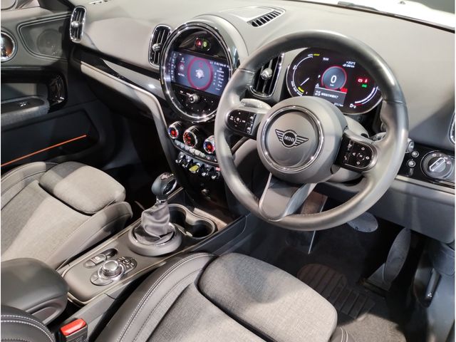 MINI COOPER S E CROSSOVER
