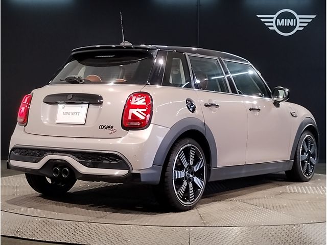 MINI COOPER SD 5DOOR